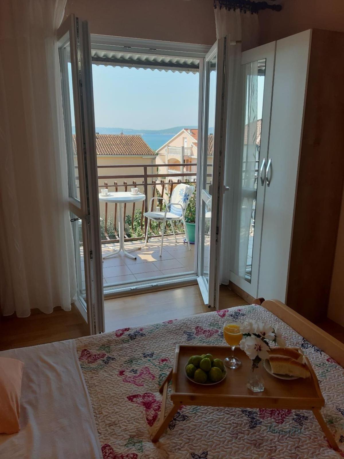 Guesthouse Brodarica Šibenik Екстериор снимка